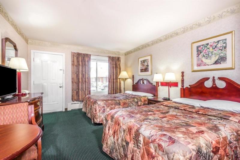 Knights Inn Lenox - photo 11