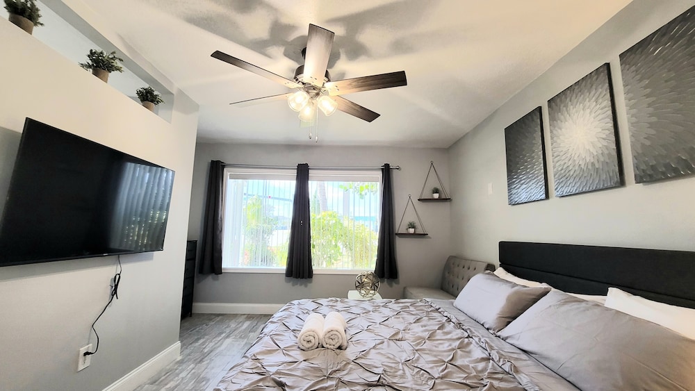 Barefoot Mailman Inn & Suites - photo 12