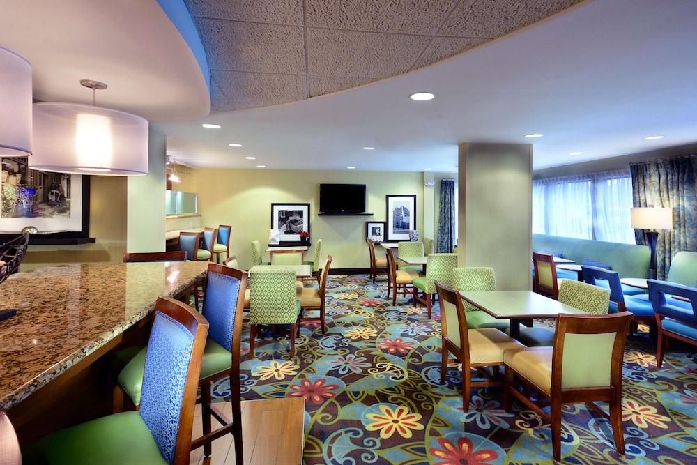 Hampton Inn Raleigh Town Of Wake Forest - photo 7