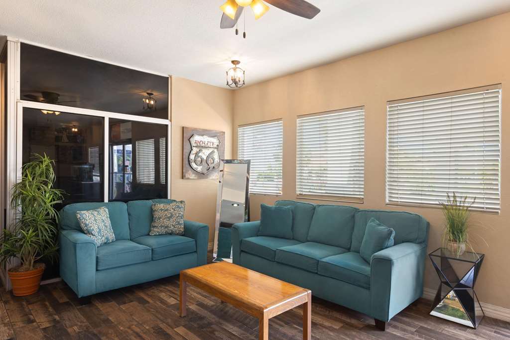 Ramada by Wyndham Kingman - photo 5