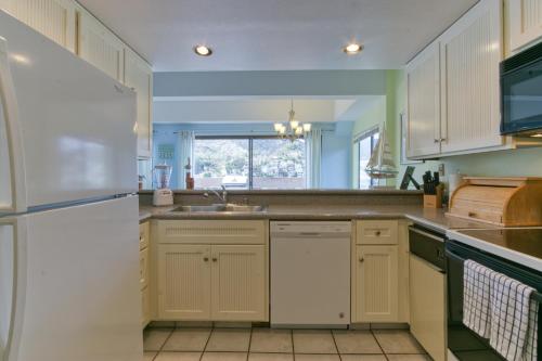 Bahia Vista B44 in Avalon, United States