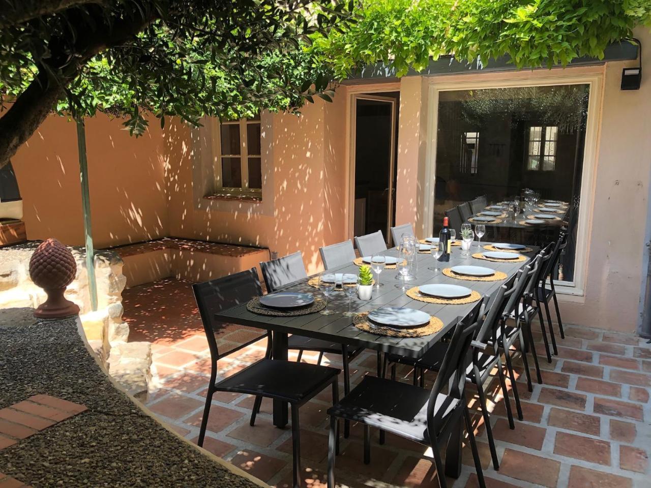 La Folie Des Remparts — 4-Star Luxury Hotel in Carcassonne, France
