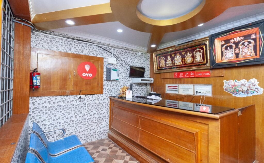 Hotel Kvs Residency — Vellore