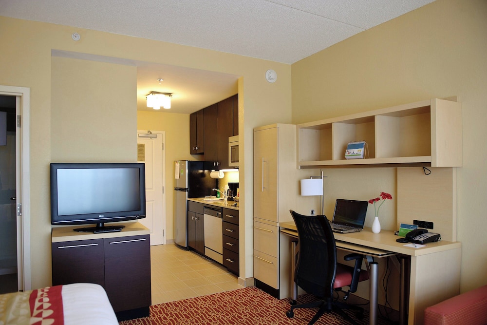 TownePlace Suites by Marriott Mooresville - photo 28