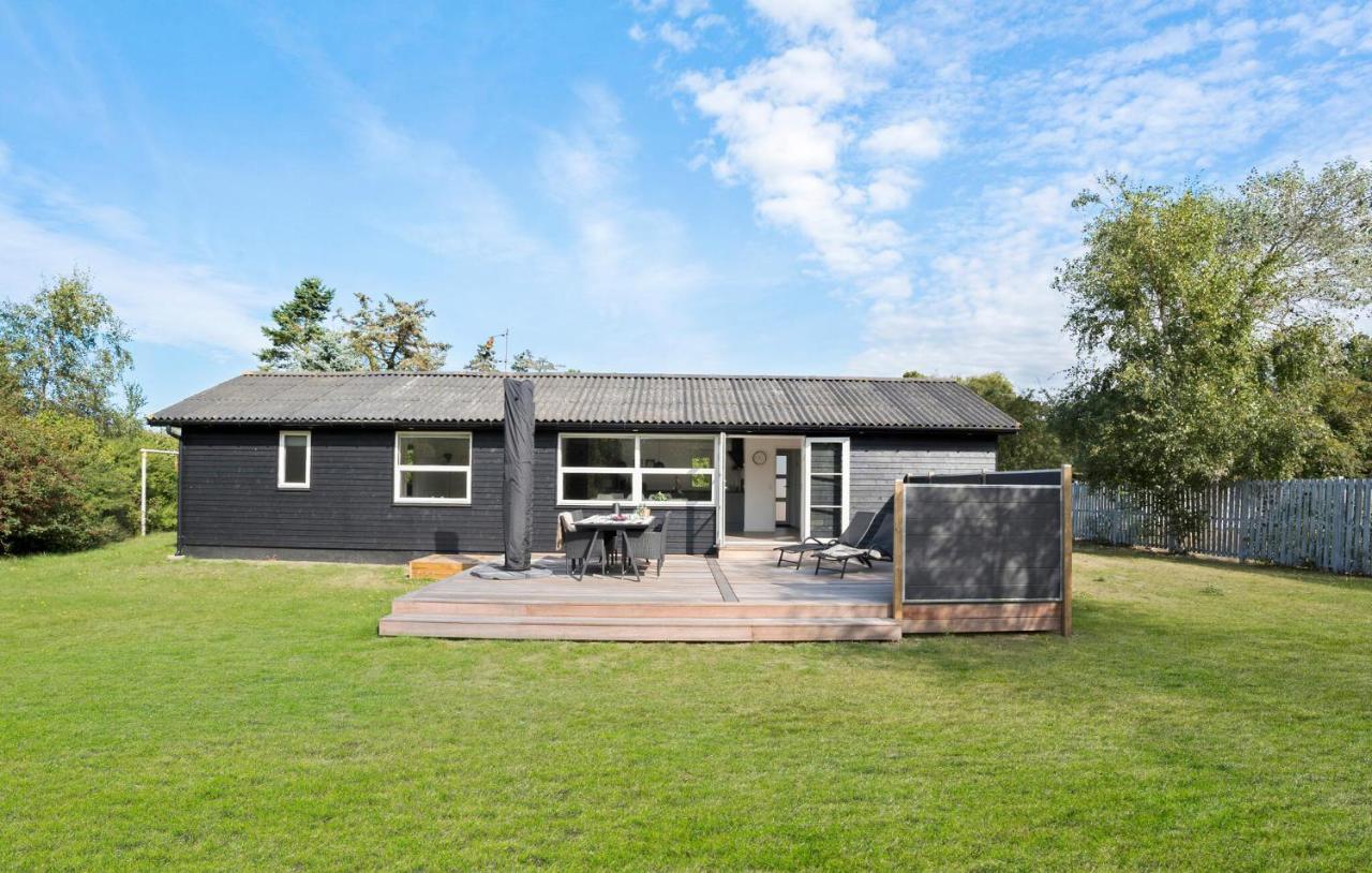 Gorgeous Home In Rødby With Wifi — 4-Star Luxury Hotel in Rodby, Denmark