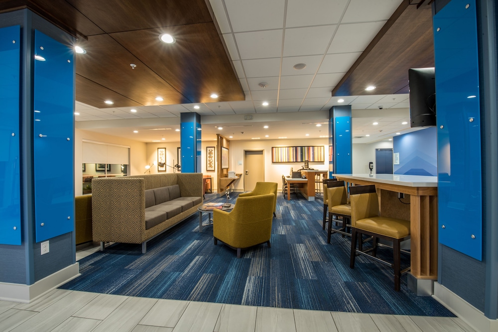 Holiday Inn Express & Suites Lake Charles South Casino Area by IHG - photo 93