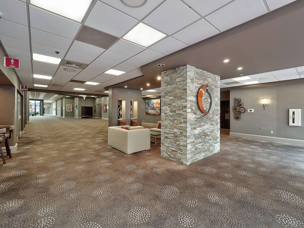 DoubleTree by Hilton Hotel Bloomington - photo 132