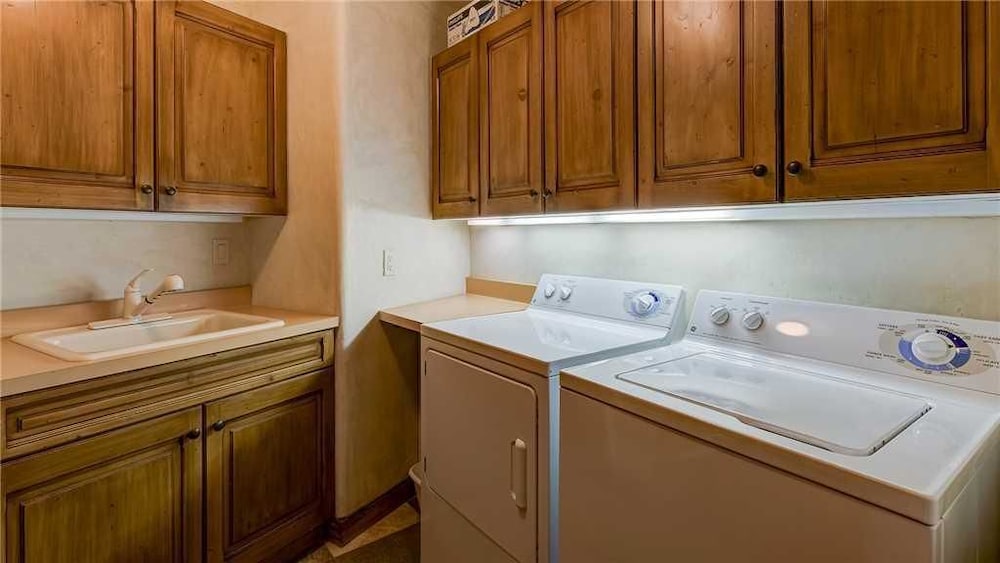 Plaza 403 - photo 24