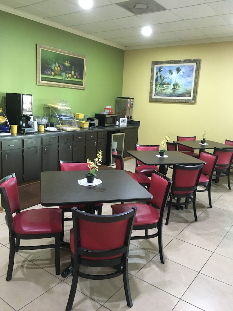 Americas Best Value Inn Pontotoc - photo 14