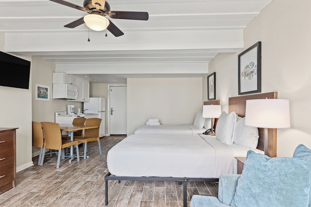 Sandpiper Beacon Beach Resort - photo 110