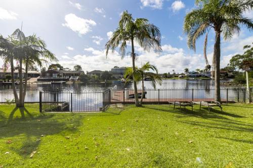 Unbeatable Waterfront Location in Sussex Inlet, Australia