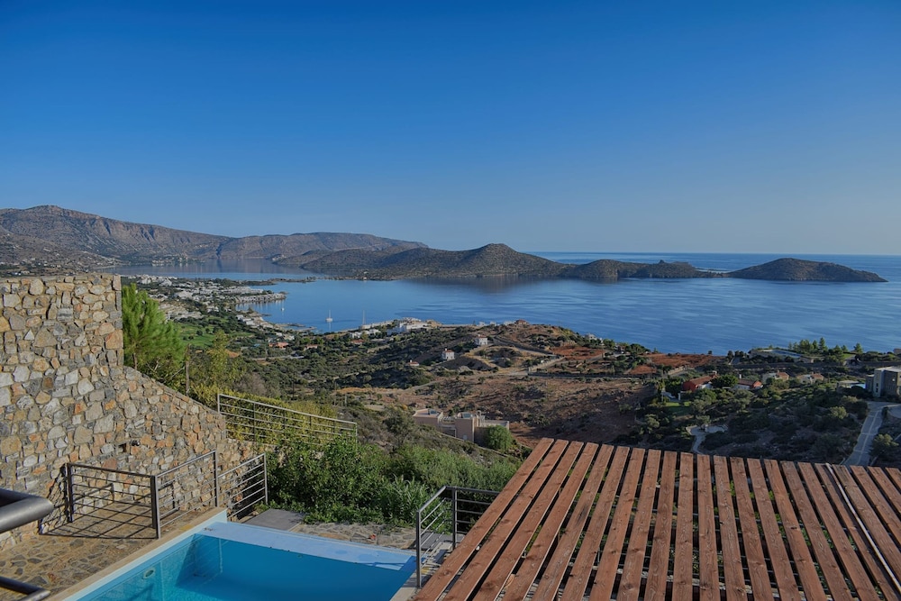 Elounda Solfez Villas — 4-Star Luxury Hotel in Elounda, Greece