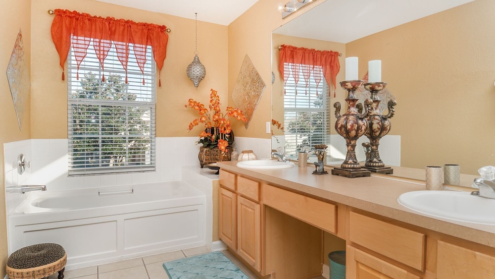 2696 Manesty Lane - photo 22