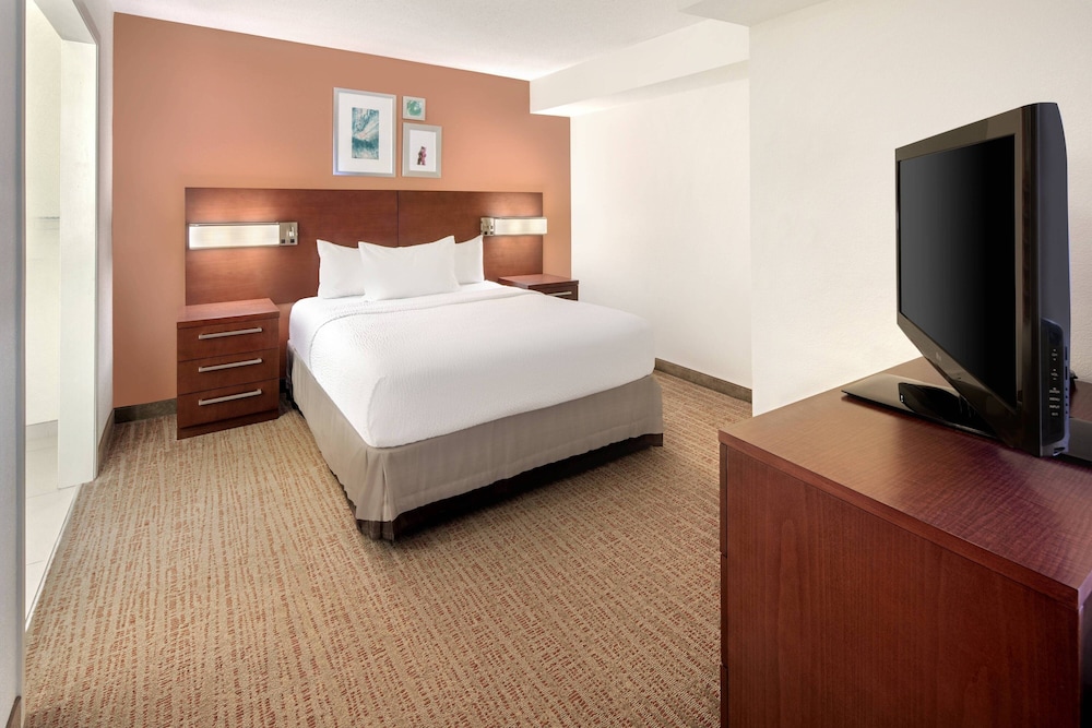 Residence Inn by Marriott Indianapolis Airport - photo 5
