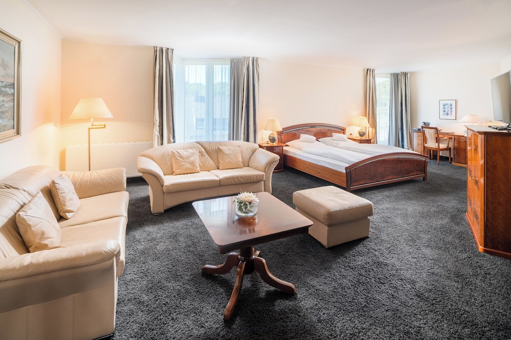 Romantik Hotel Waldschlösschen - carbon neutral hotel in Schleswig