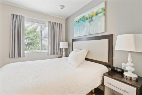 Simplicity At the Rim 1219 I Spacious 1 Bed 1 Bth — 4-Star Luxury Hotel in San Antonio, United States