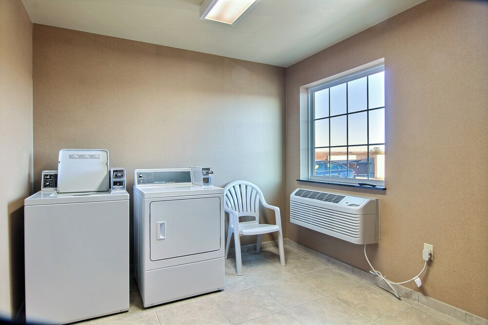 Cobblestone Hotel & Suites Beulah - photo 26