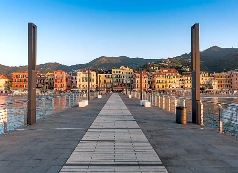 Hotel Ligure — hotel in Alassio