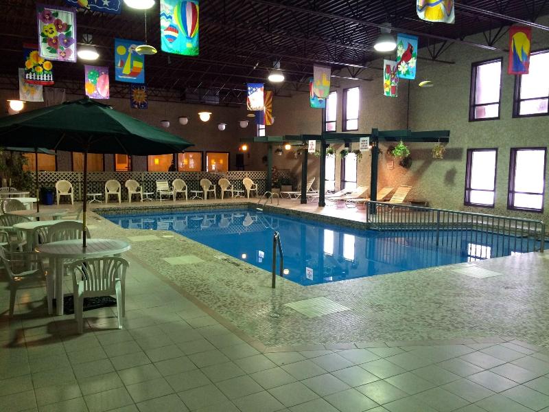 Colonial Inn — hotel in Brandon