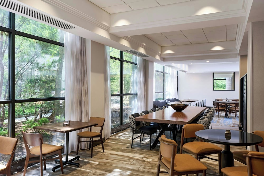 Pittsburgh Airport Marriott - photo 50