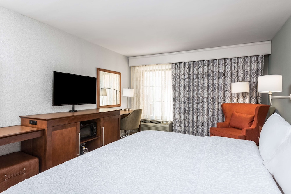 Hampton Inn & Suites Florence Center - photo 15