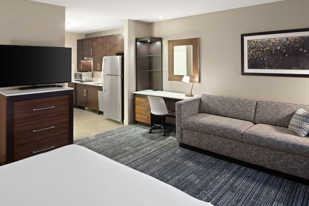 TownePlace Suites Boston Logan Airport Chelsea - photo 18