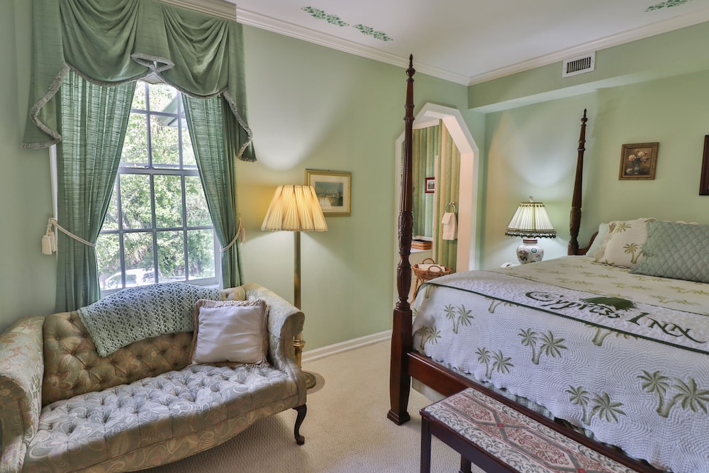 The Cypress Inn Bed & Breakfast - photo 10