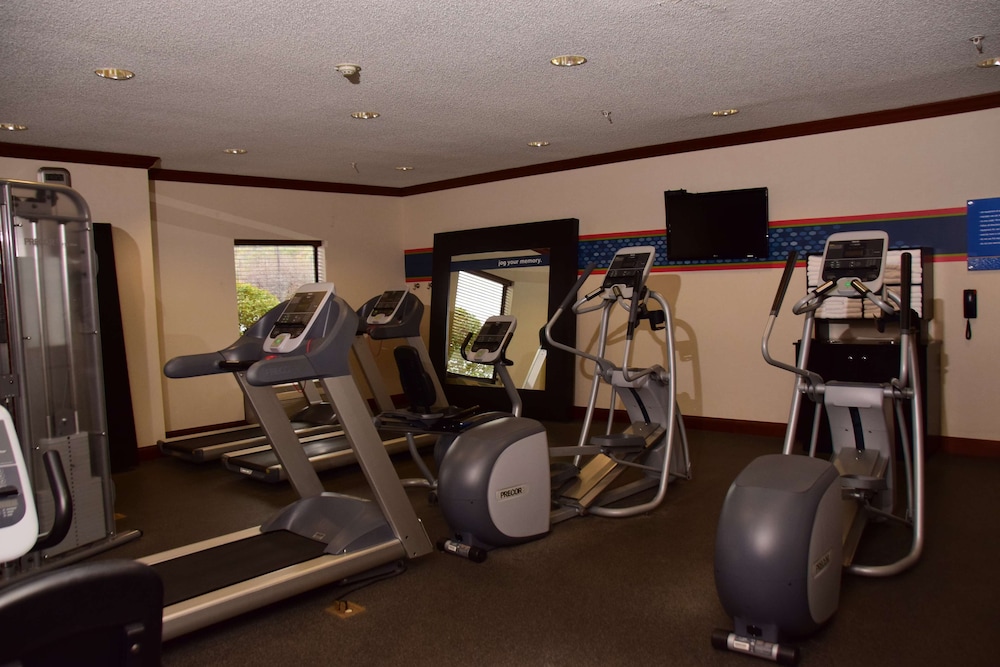 Hampton Inn Indiana - photo 20