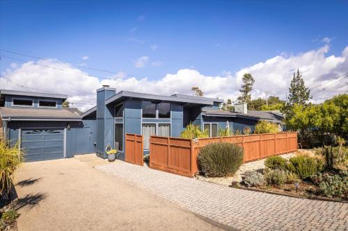 A Gift from the Sea Special in Cambria, United States