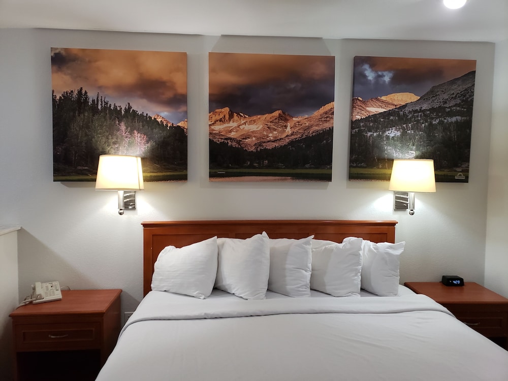 Days Inn by Wyndham Bishop - photo 10
