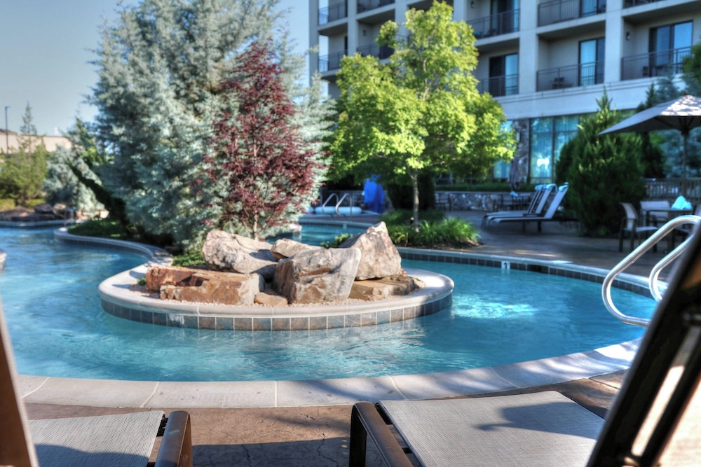 Courtyard by Marriott Pigeon Forge - photo 100
