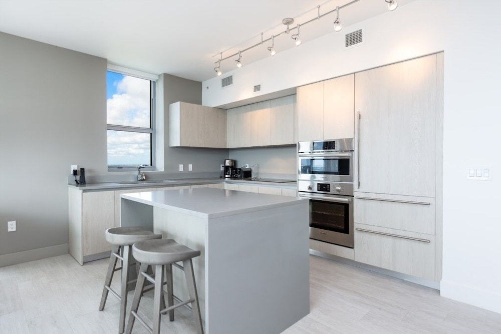 Hyde Beach House Luxury resort 3 Bedroom Condo by RedAwning - photo 9