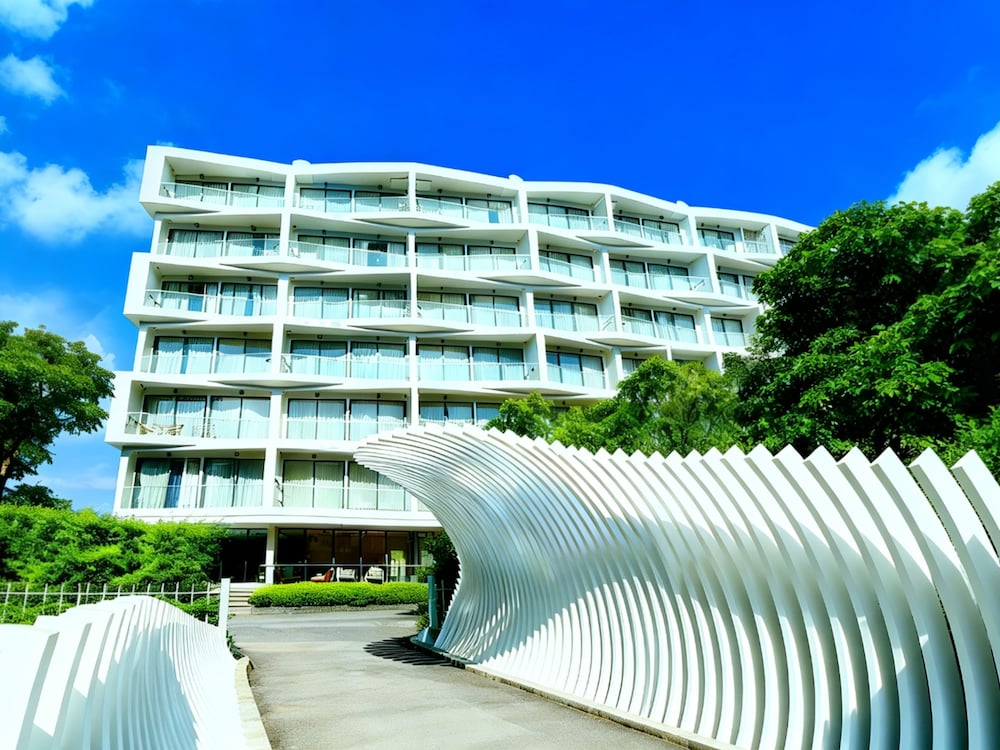 Laya Suites & Residences - last minute hotel in Phuket