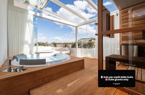 Le Terrazze Suites — 4-Star Luxury Hotel in Bari, Italy