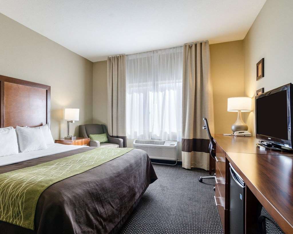 Comfort Inn Garden City - photo 21