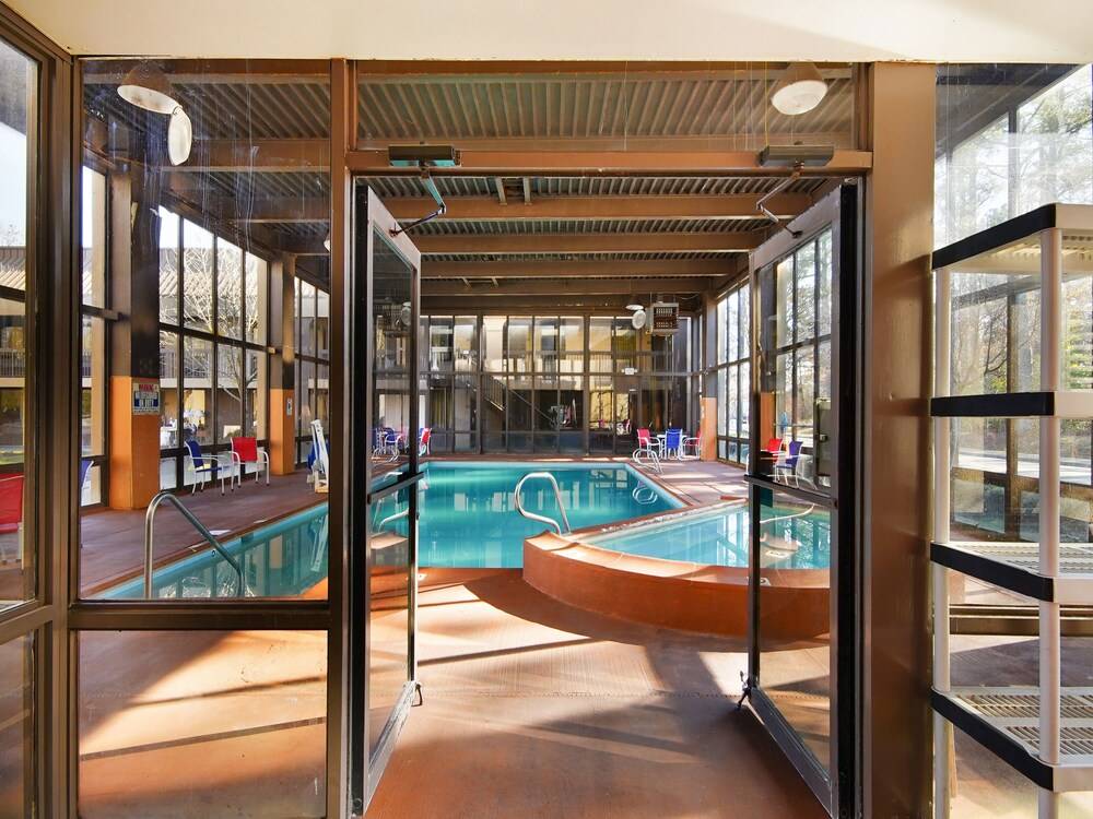 Baymont by Wyndham Williamsburg - photo 29