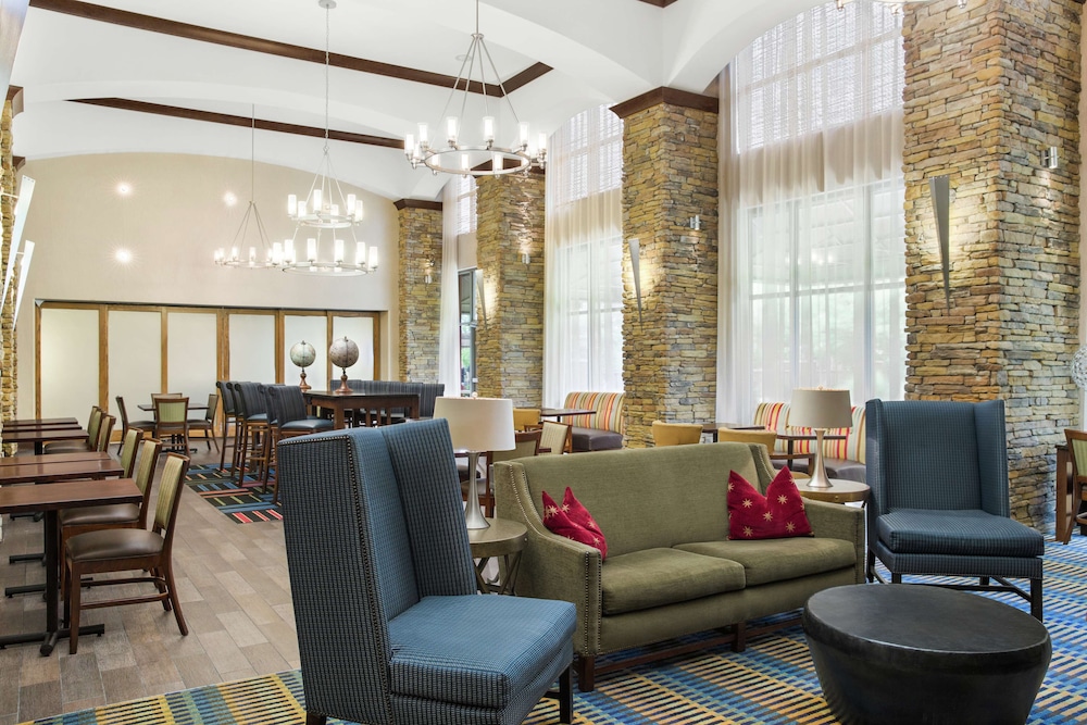 Hampton Inn Columbus South Fort Benning - photo 2