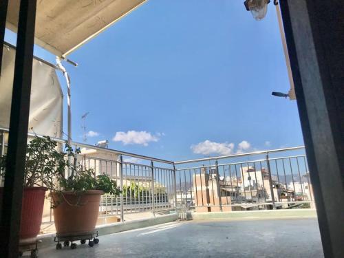 Quiet Penthouse at 5th Floor — 4-Star Luxury Hotel in Athens, Greece