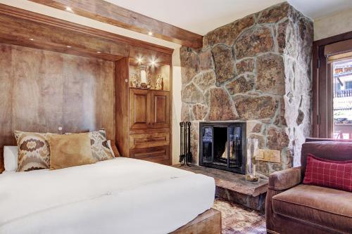 Lodge at Vail Dog Friendly C252 — 4-Star Luxury Hotel in Vail, United States