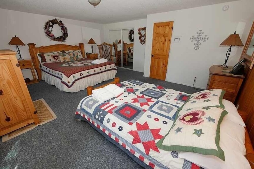 1247 Lester Street - photo 7