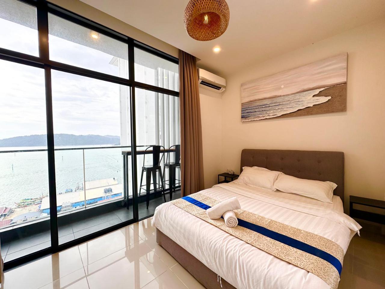 The Shore Premier Suites by Sunset Seaview Vacation Condos — 4-Star Luxury Hotel in Kota Kinabalu, Malaysia