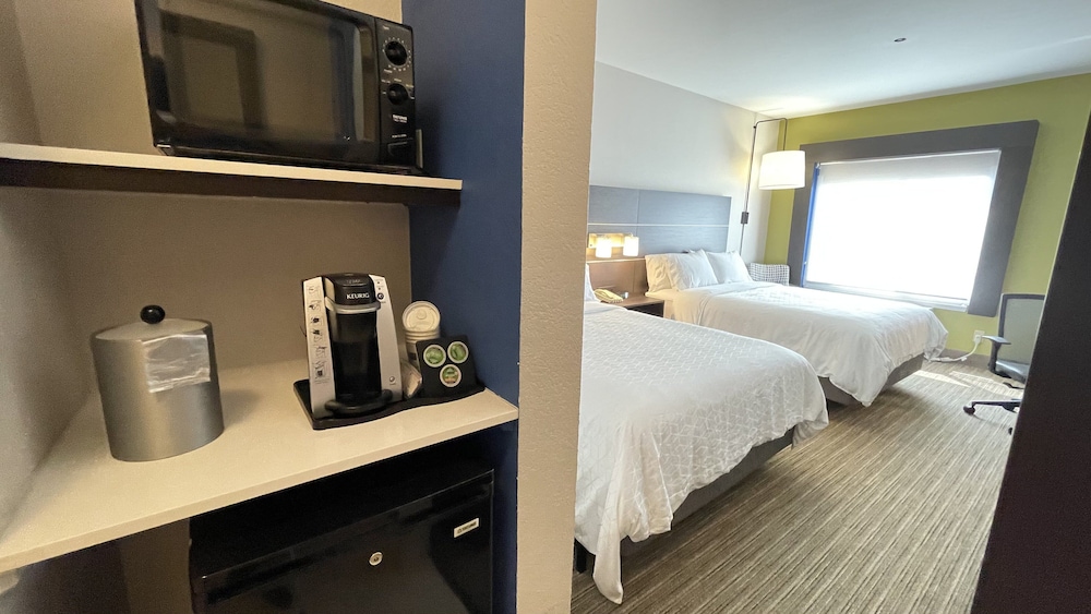 Holiday Inn Express Hotel & Suites Decatur by IHG - photo 20
