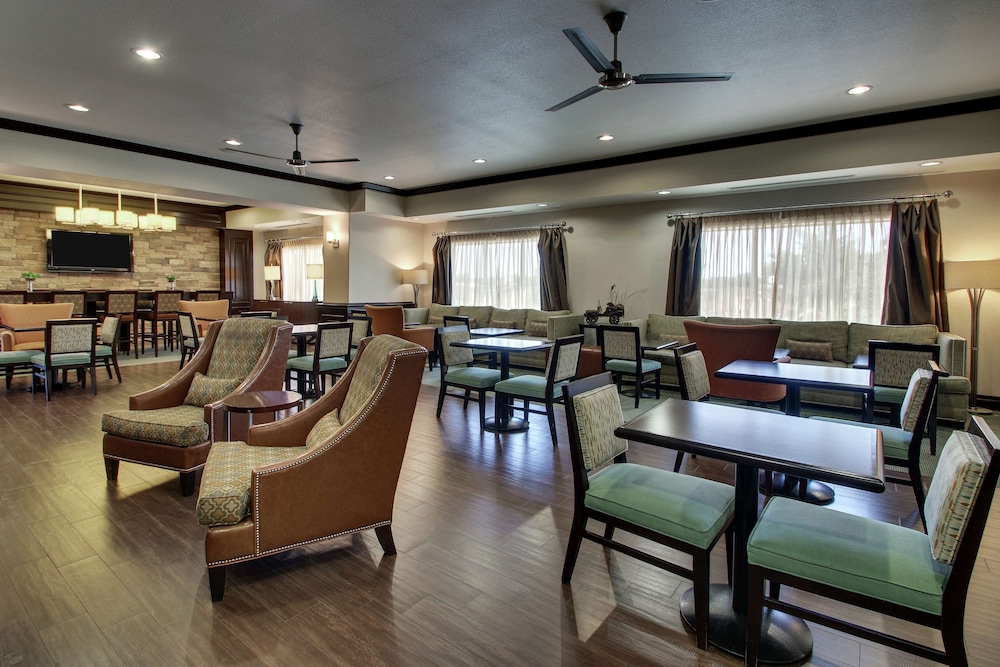 Hampton Inn Vernon - photo 29