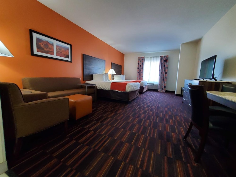 Home Away Suites - photo 15