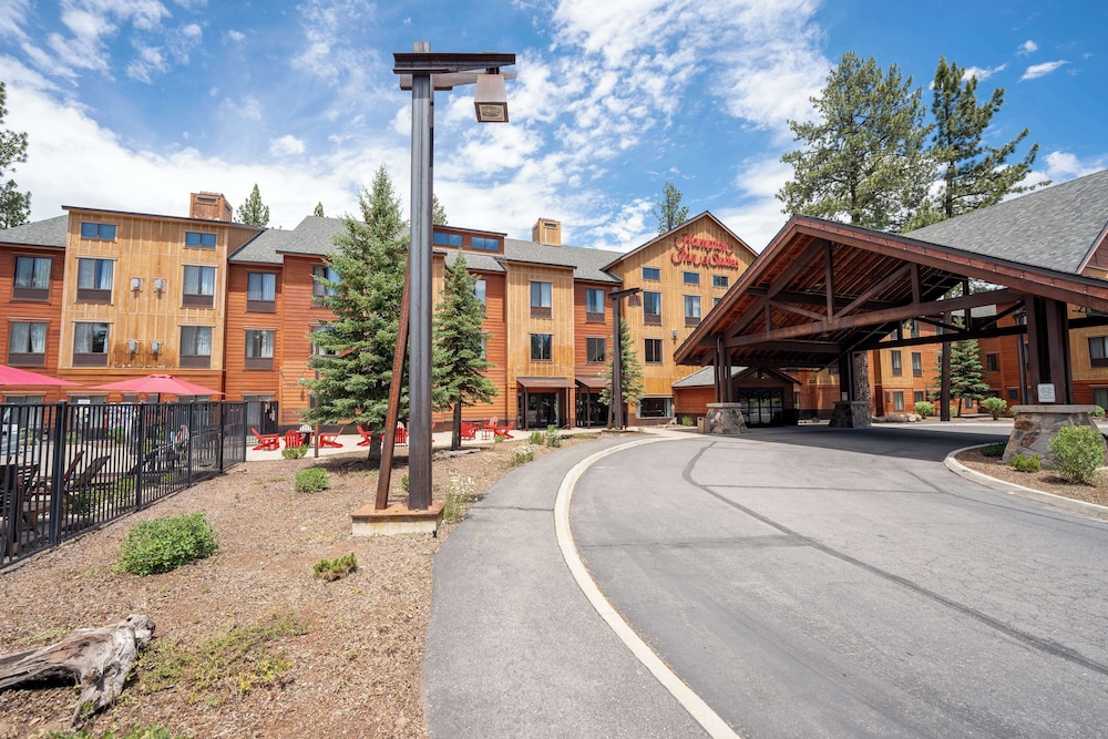 Hampton Inn & Suites Tahoe Truckee - featured photo