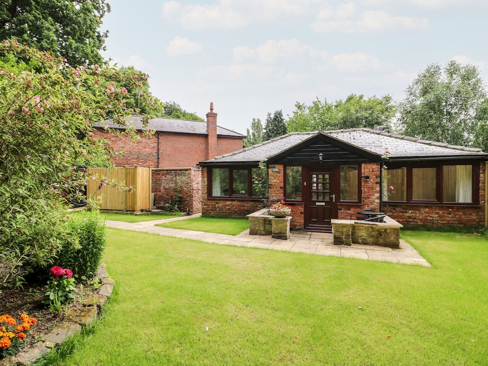 Claire Cottage — 4-Star Luxury Hotel in Selby, United Kingdom