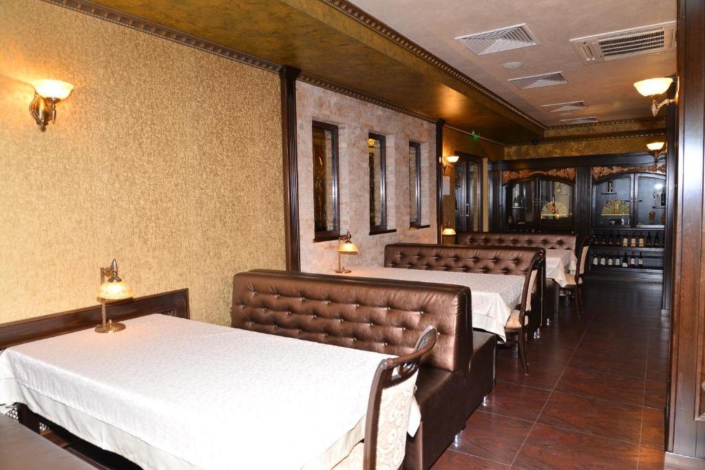 Chateau Hotel Trendafiloff in Chirpan, Bulgaria