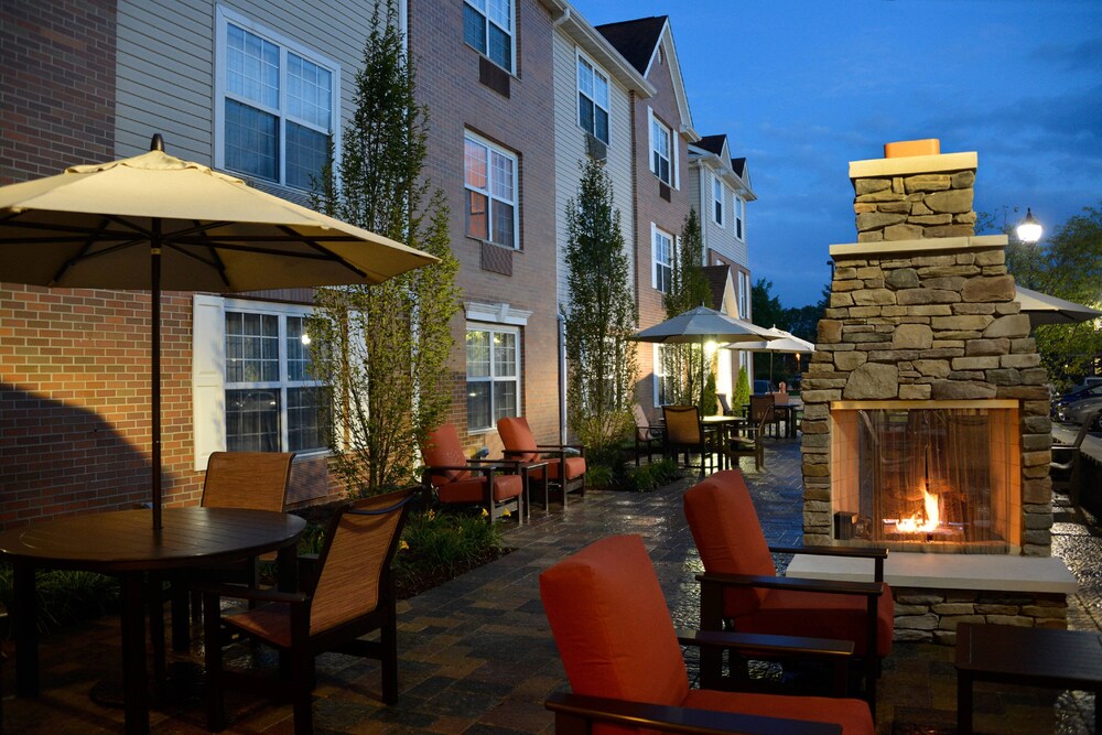 Towneplace Suites By Marriott East Lansing — East Lansing