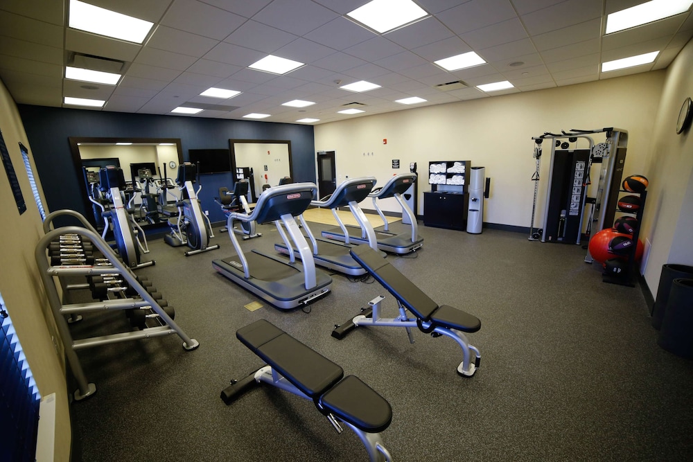 Hampton Inn & Suites Forest City - photo 26
