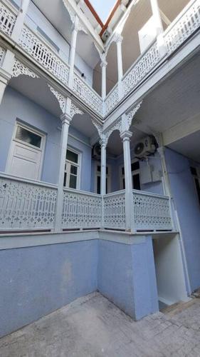 3Studios with balcony in Old city #5